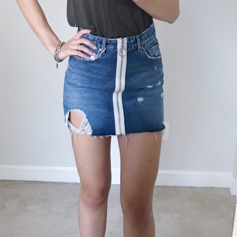 Zara Distressed Denim Skirt with Zip Front